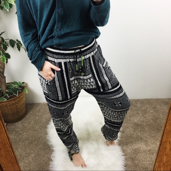 Urban Outfitters Pants - Urban Outfitters joggers